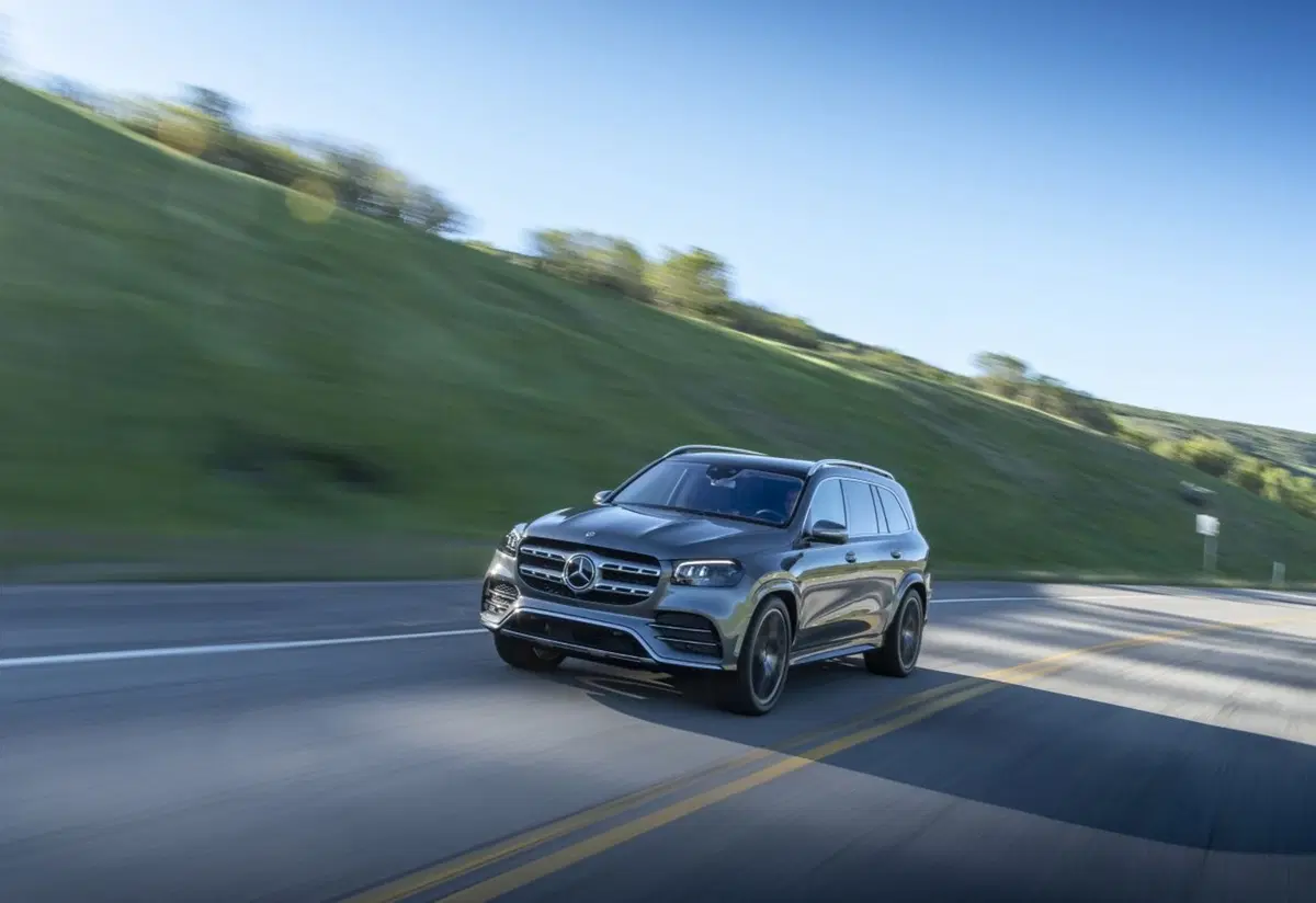 Mercedes GLS, il non plus ultra del SUV secondo la Stella (5)