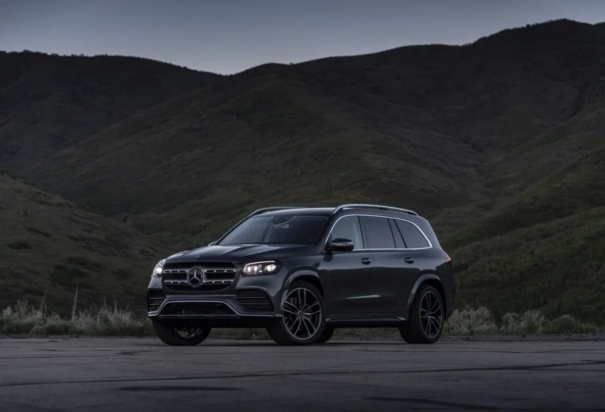 Mercedes GLS, il non plus ultra del SUV secondo la Stella (2)
