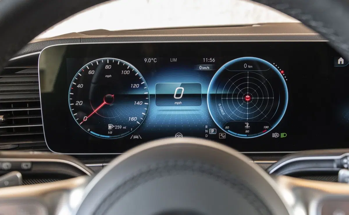 Mercedes GLS, il non plus ultra del SUV secondo la Stella (12)