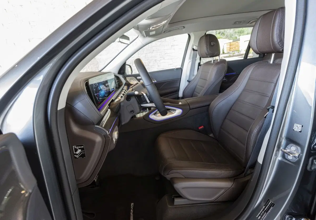 Mercedes GLS, il non plus ultra del SUV secondo la Stella (25)