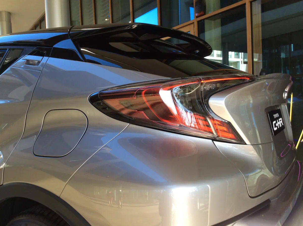 Toyota C-HR: eccola al Fuorisalone di Milano 2016 (11)