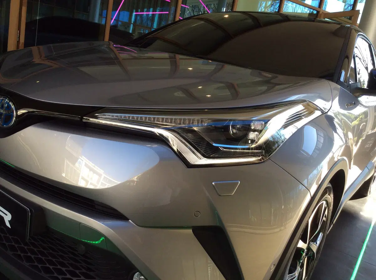 Toyota C-HR: eccola al Fuorisalone di Milano 2016 (5)