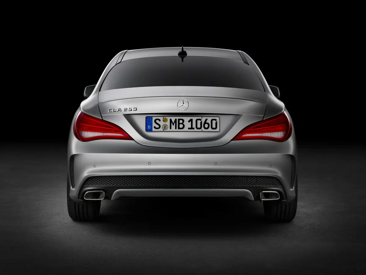 Mercedes-Benz CLA 220 Automatic 4Matic Business (32)