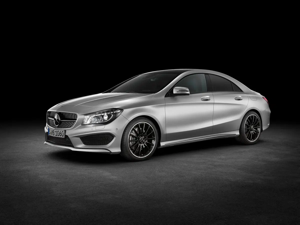 Mercedes-Benz CLA 220 Automatic 4Matic Business (28)