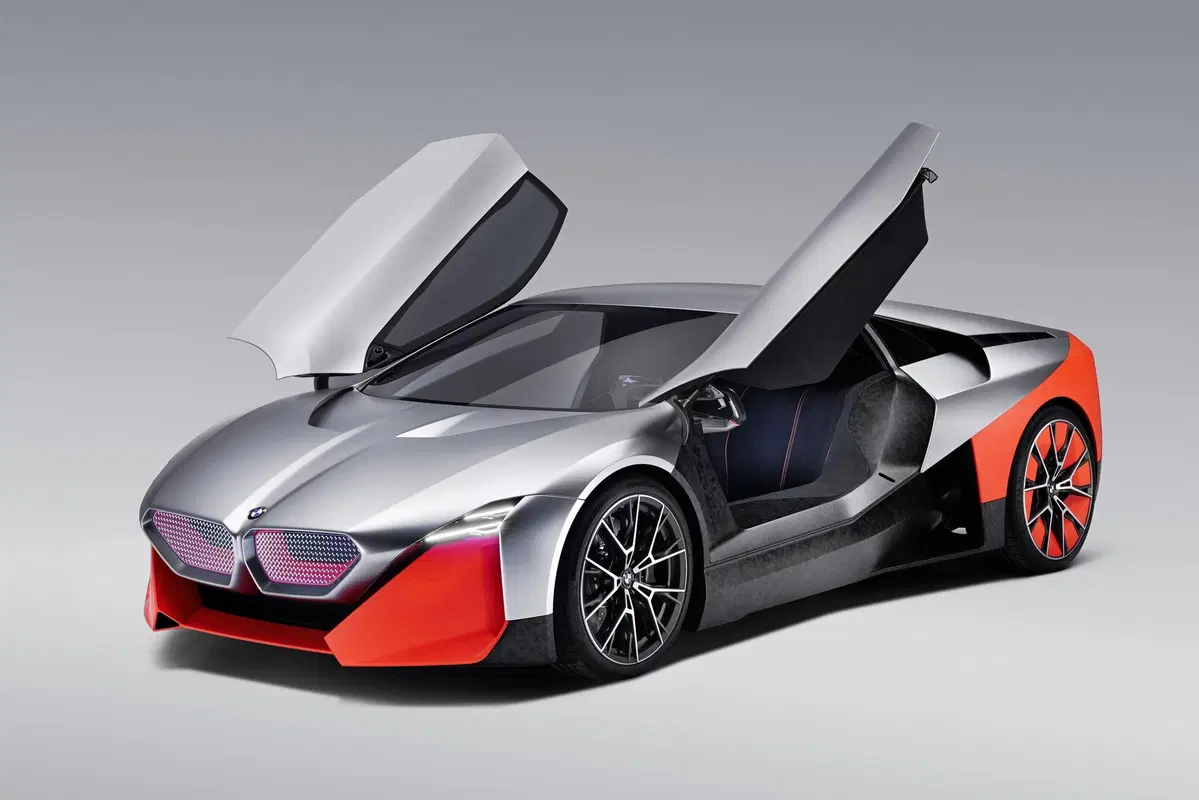 BMW Vision M NEXT: prototipo sportivo ibrido plug-in (14)