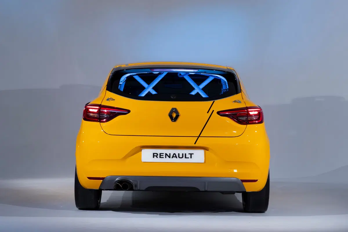 Renault Clio: Cup, Rally ed RX 2020 in un’auto sola (7)