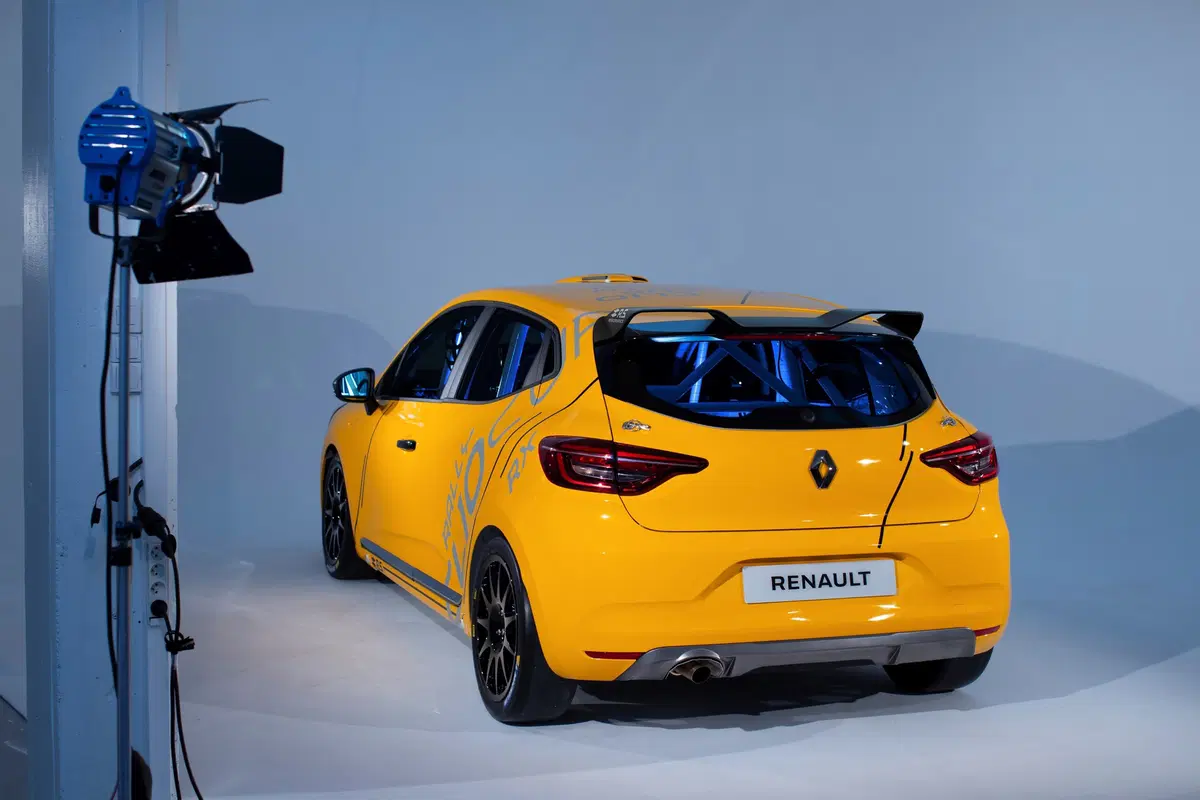 Renault Clio: Cup, Rally ed RX 2020 in un’auto sola (4)