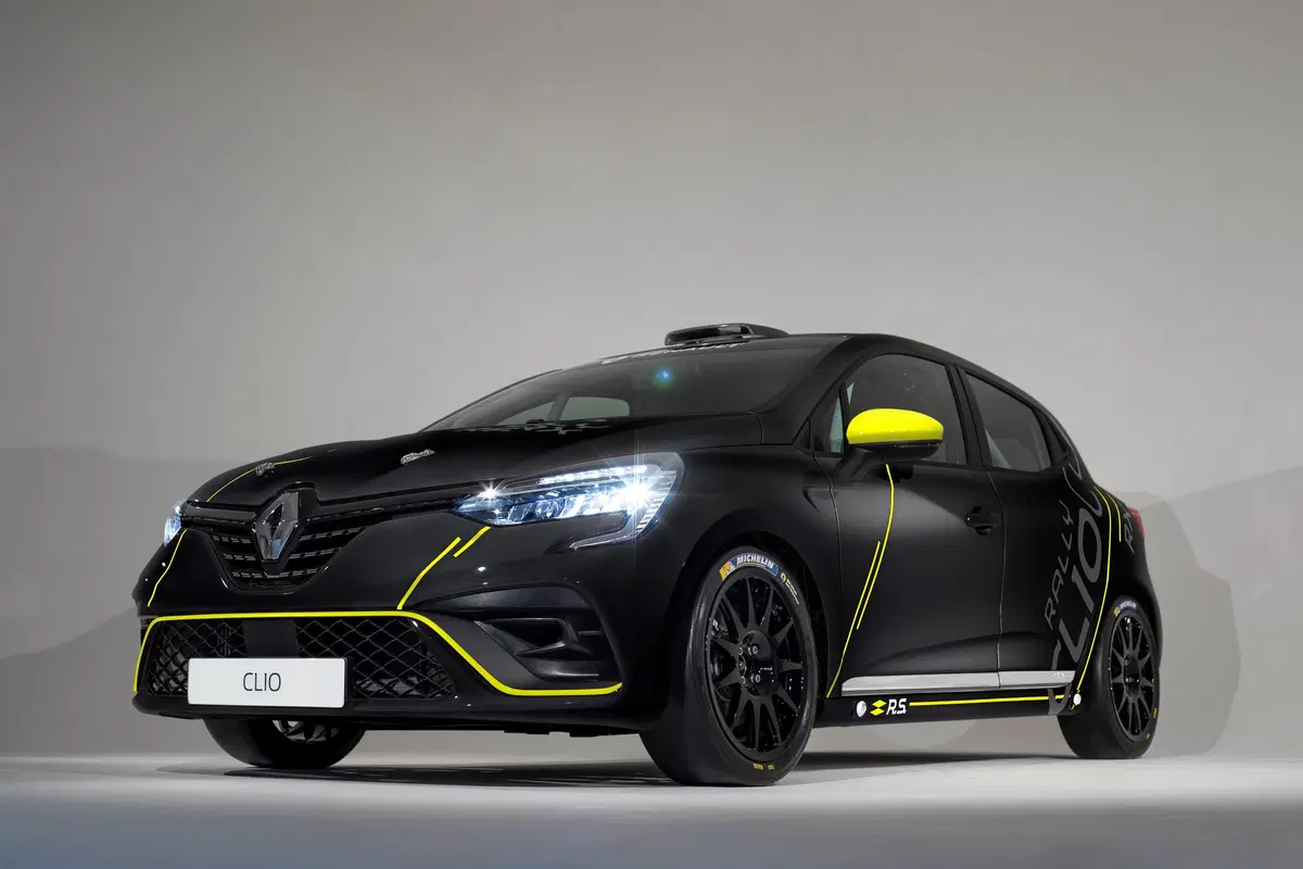Renault Clio: Cup, Rally ed RX 2020 in un’auto sola (11)
