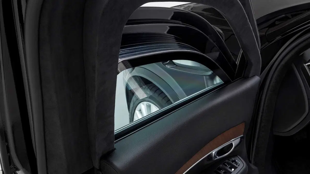 Volvo XC90 Armored, SUV blindato (8)