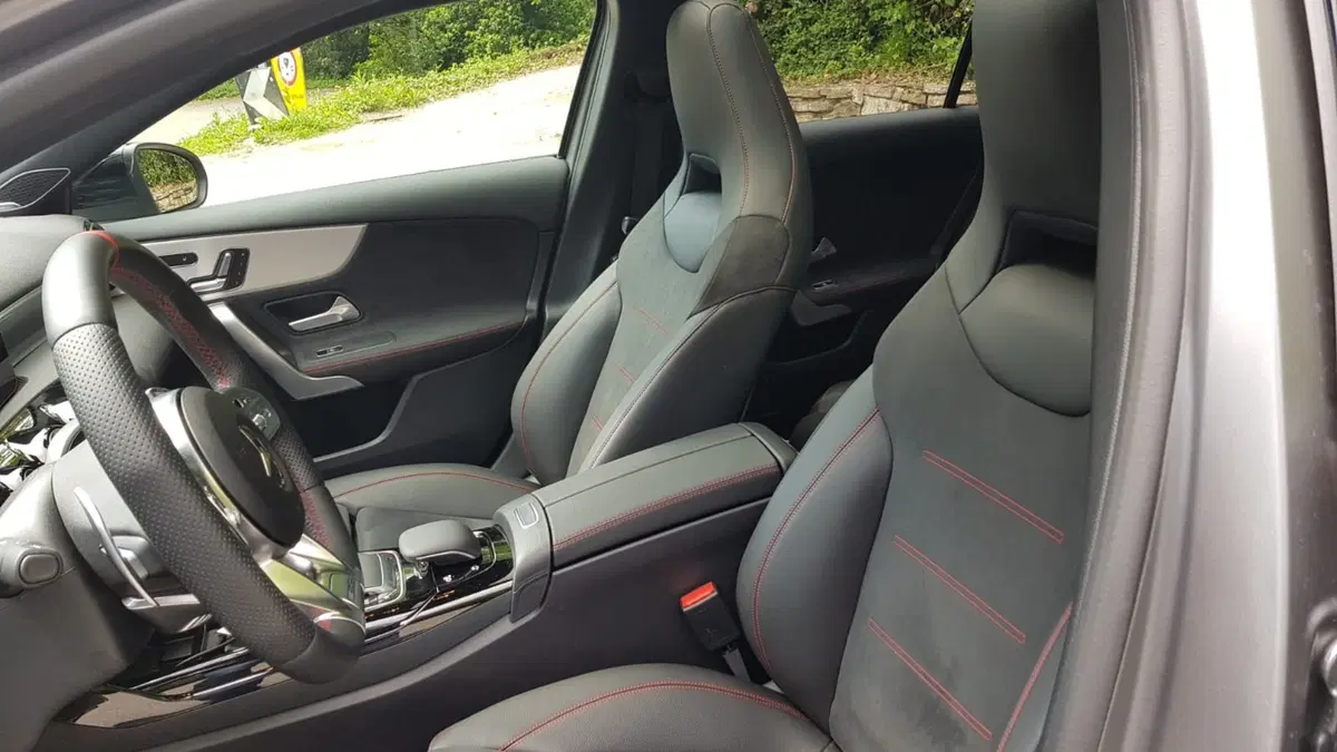 Mercedes Classe A 35 AMG | Aggressività e stile, accoppiata vincente (9)
