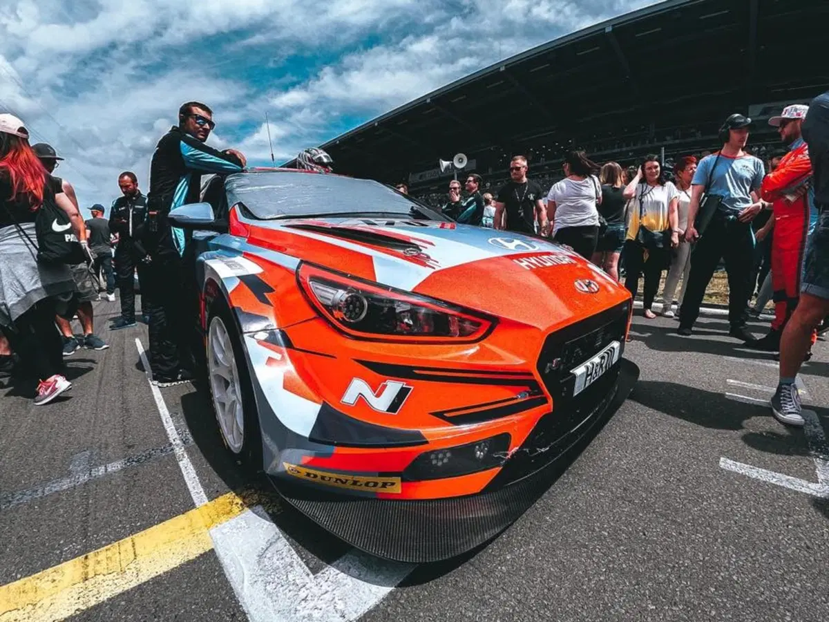 24 Ore del Nurburgring 2019, un weekend con Hyundai alla scoperta di una gara pazzesca [Video] (3)