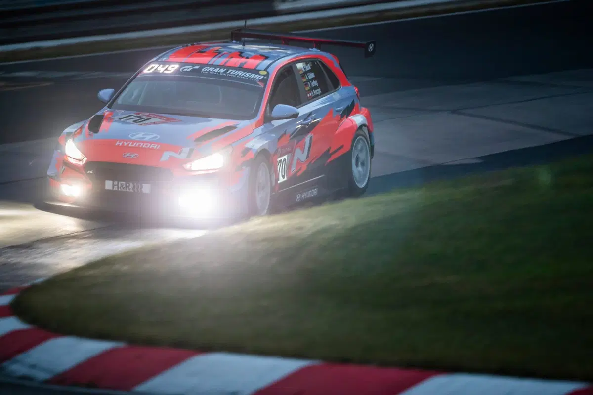 24 Ore del Nurburgring 2019, un weekend con Hyundai alla scoperta di una gara pazzesca [Video] (6)