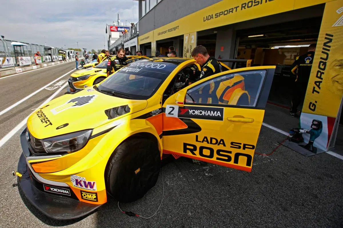 WTCC 2016, qualifiche Slovacchia:  (23)