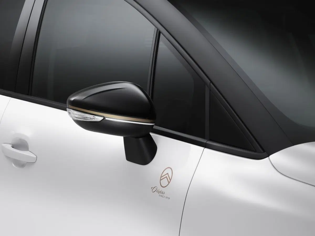 Citroen C3 Aircross Origins, 100 anni di Double Chevron (3)