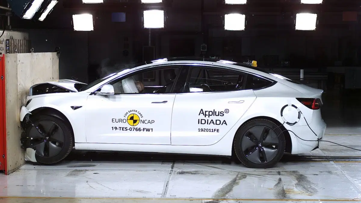 Tesla Model 3: per Euro NCAP promossa con 5 stelle (3)