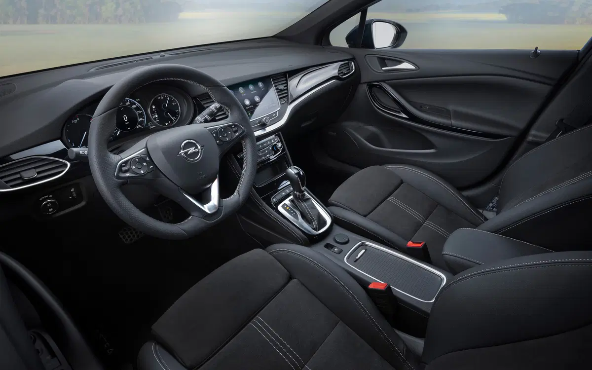 Opel Astra restyling, la più efficiente di sempre (2)