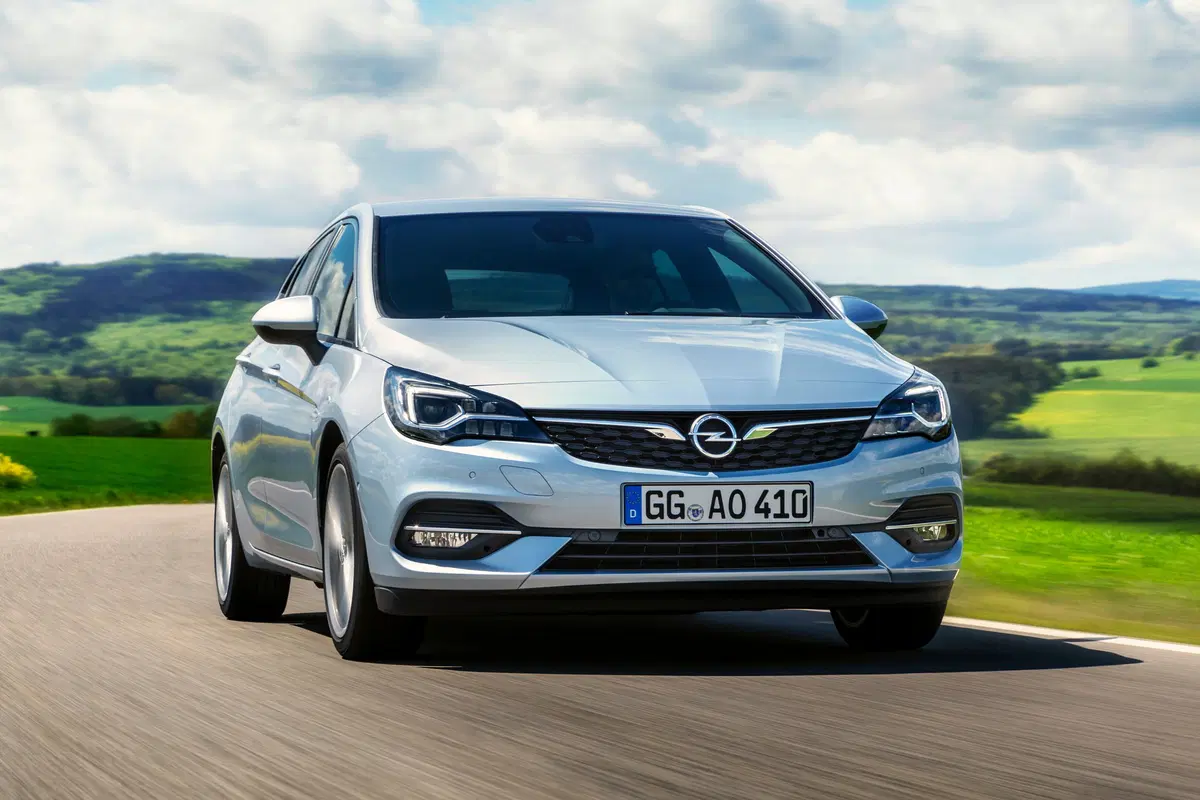 Opel Astra restyling, la più efficiente di sempre (4)