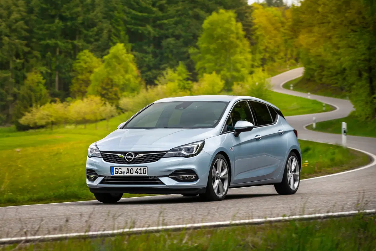 Opel Astra restyling, la più efficiente di sempre (6)