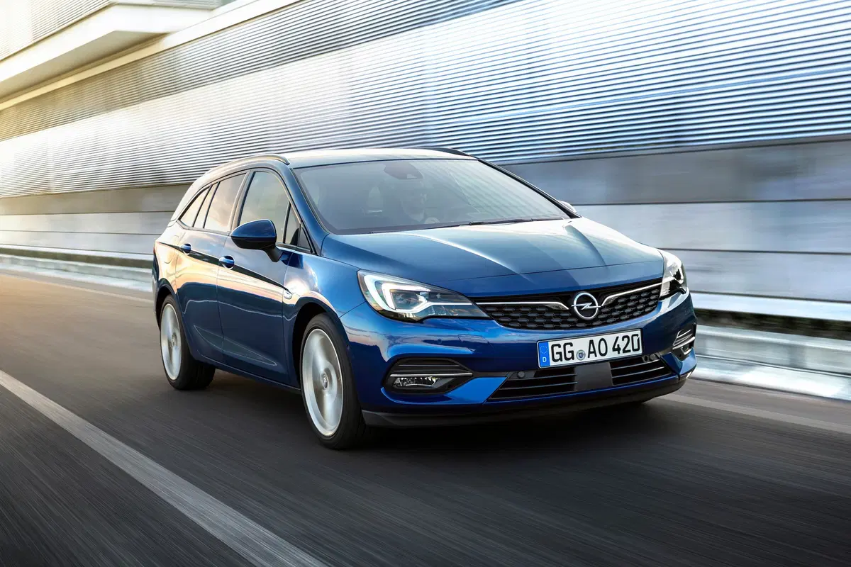 Opel Astra restyling, la più efficiente di sempre (7)