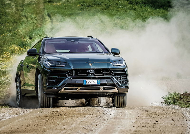 Lamborghini, vendite quasi raddoppiate nel primo semestre grazie alla Urus