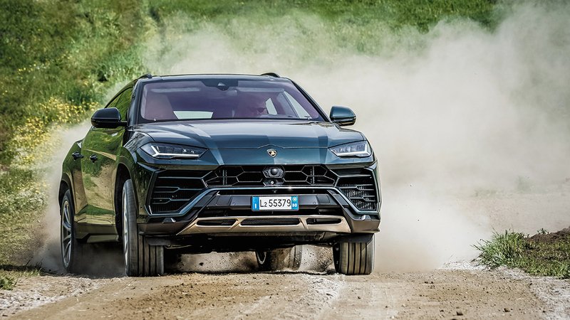 Lamborghini, vendite quasi raddoppiate nel primo semestre grazie alla Urus
