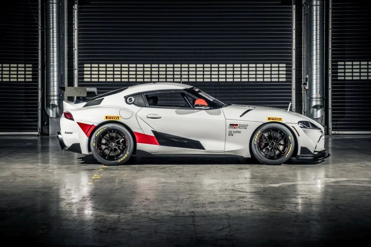 Toyota Supra GT4, dal 2020 in pista (6)