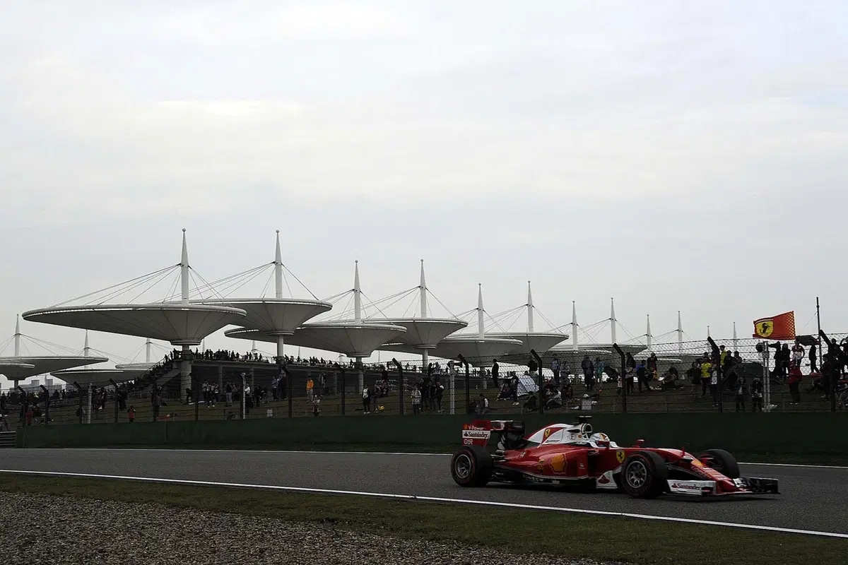 F1, Gp Cina 2016: pole per Rosberg. Raikkonen terzo (6)