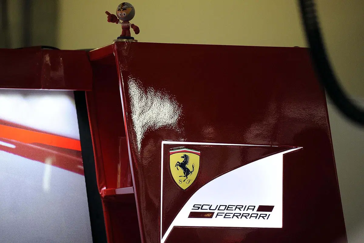 F1, Gp Cina 2016: pole per Rosberg. Raikkonen terzo (10)