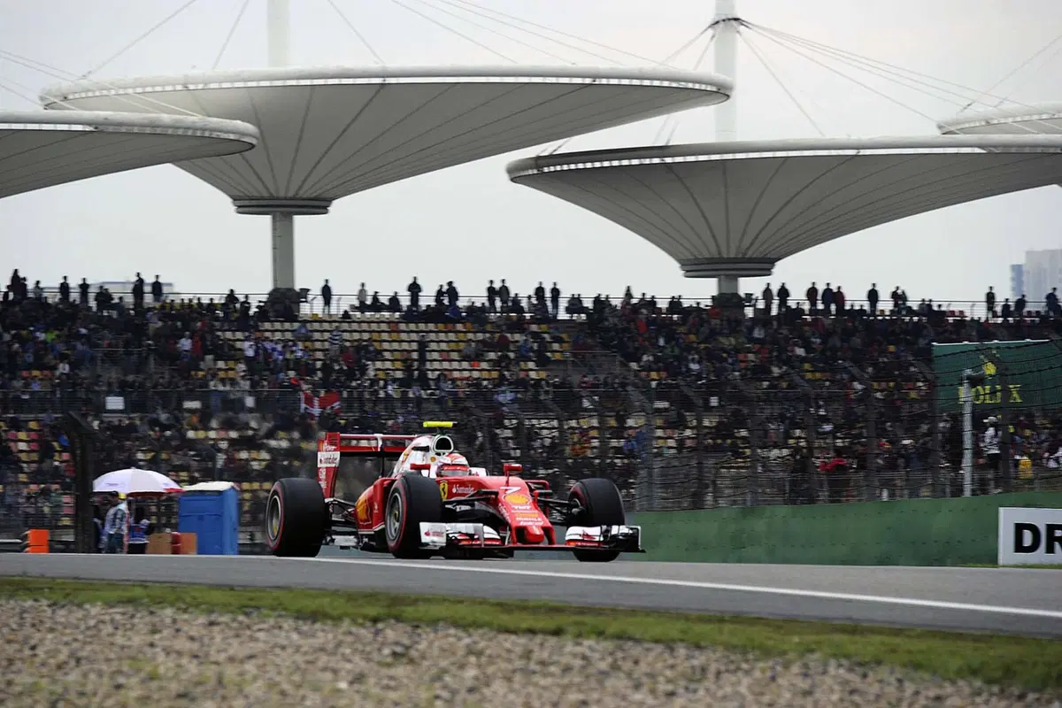 F1, Gp Cina 2016: pole per Rosberg. Raikkonen terzo (26)