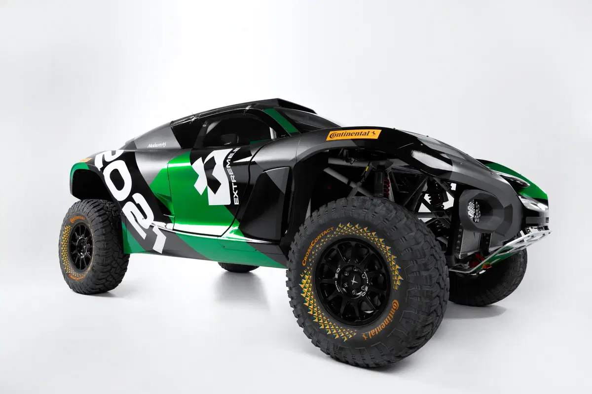 Extreme E, presentato il prototipo del SUV elettrico off-road (3)