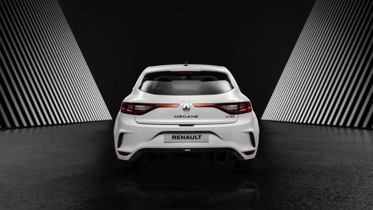 Renault Megane RS Trophy-R, 500 esemplari cattivissimi (11)