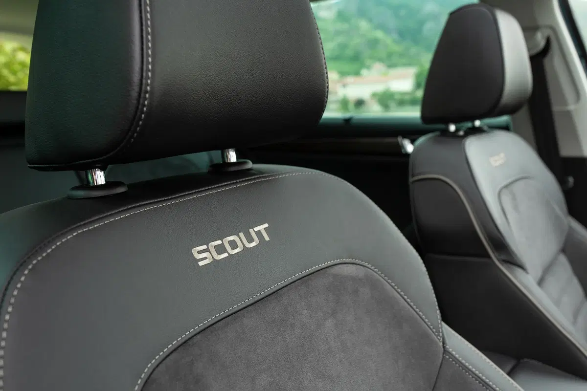 Skoda Superb Scout 2019 | La station wagon per papà avventurieri [Video] (4)