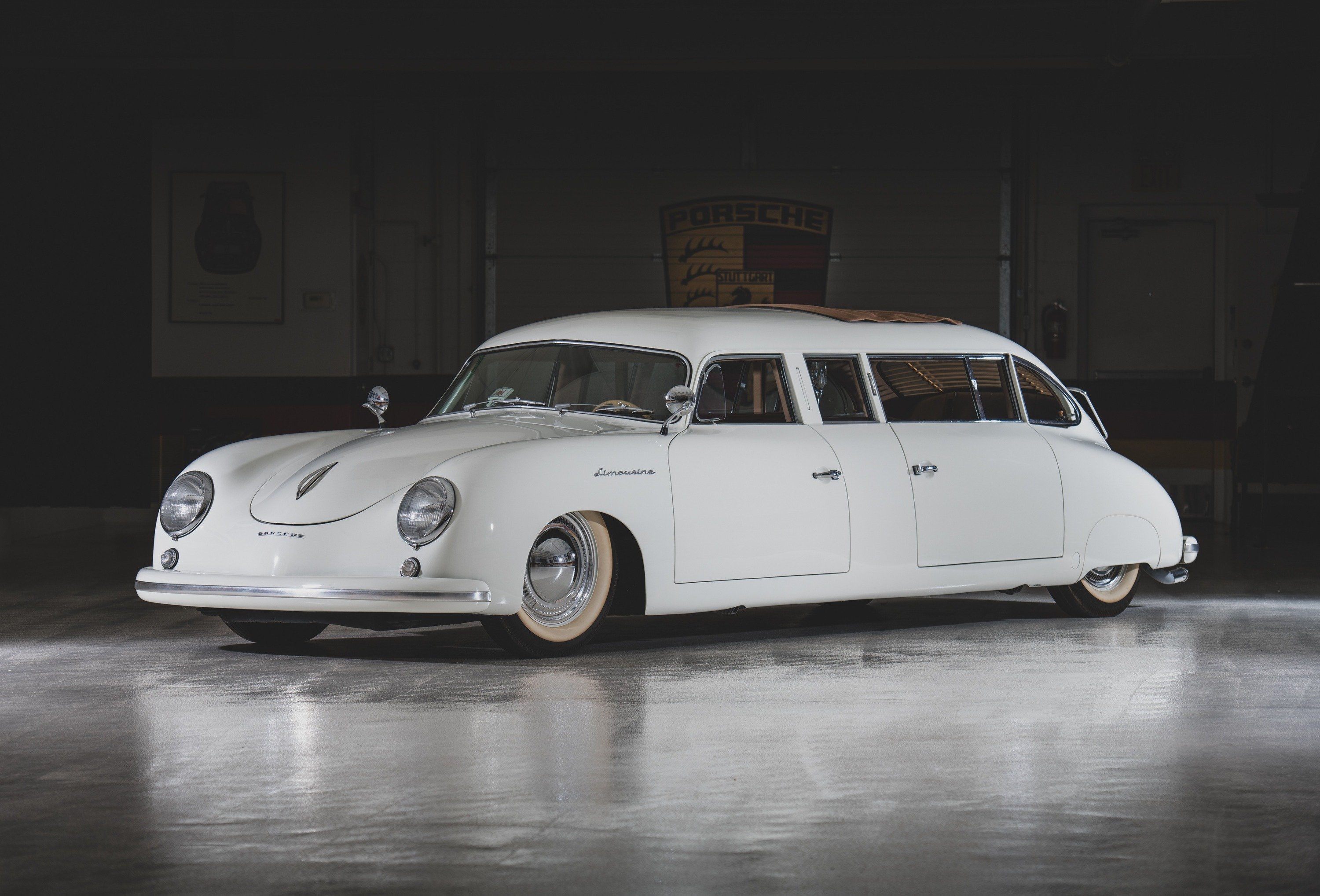 Custom Porsche da collezione, Wedding limousine 356: all&rsquo;asta l&rsquo;esemplare unico made in USA