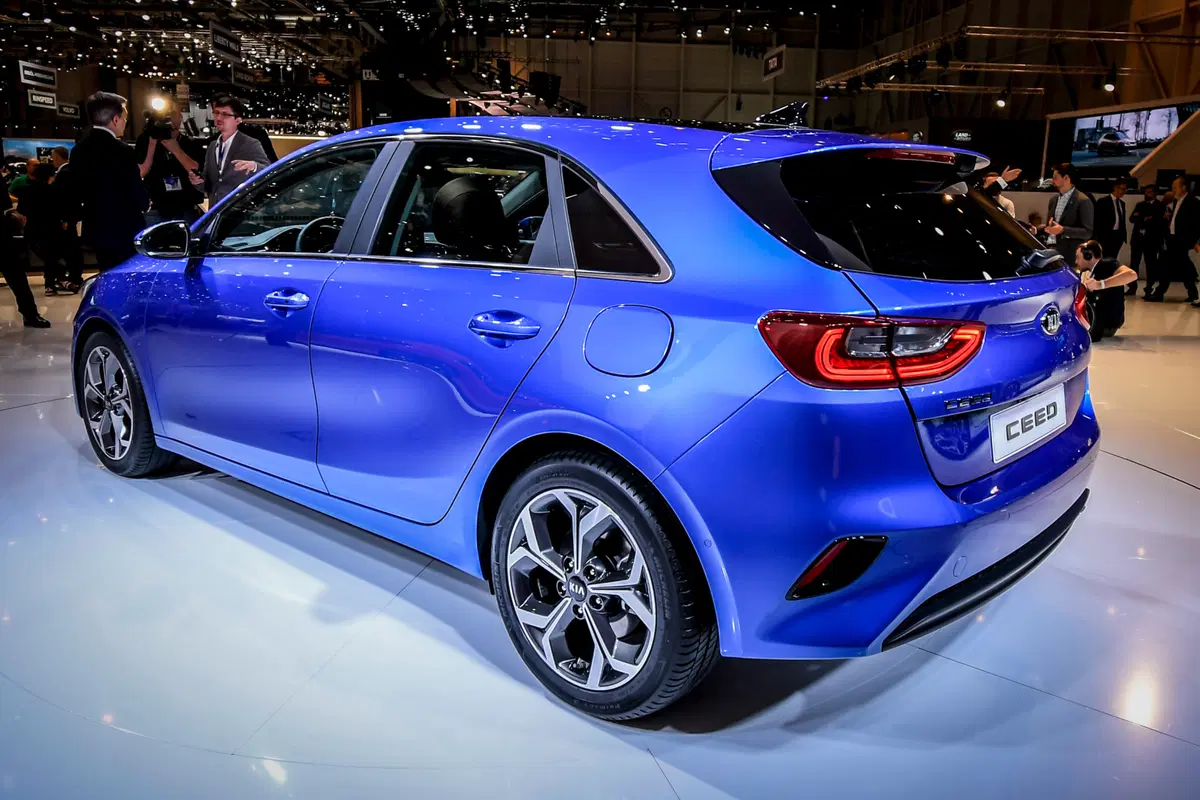 Kia Ceed Sportswagon al Salone di Ginevra 2018 (12)