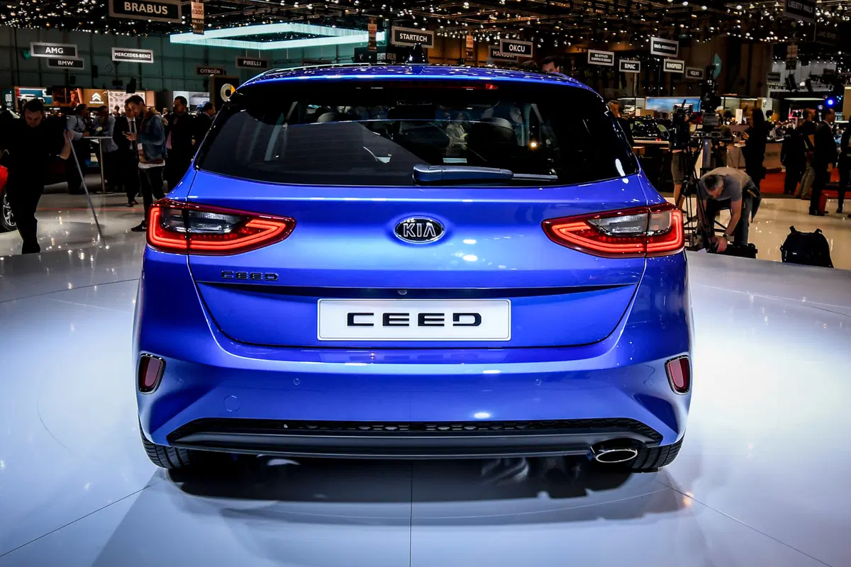 Kia Ceed Sportswagon al Salone di Ginevra 2018 (13)