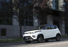 Nuovo KUV100 NXT: il restyling del city SUV Mahindra da 10.000 € [video foto gallery]