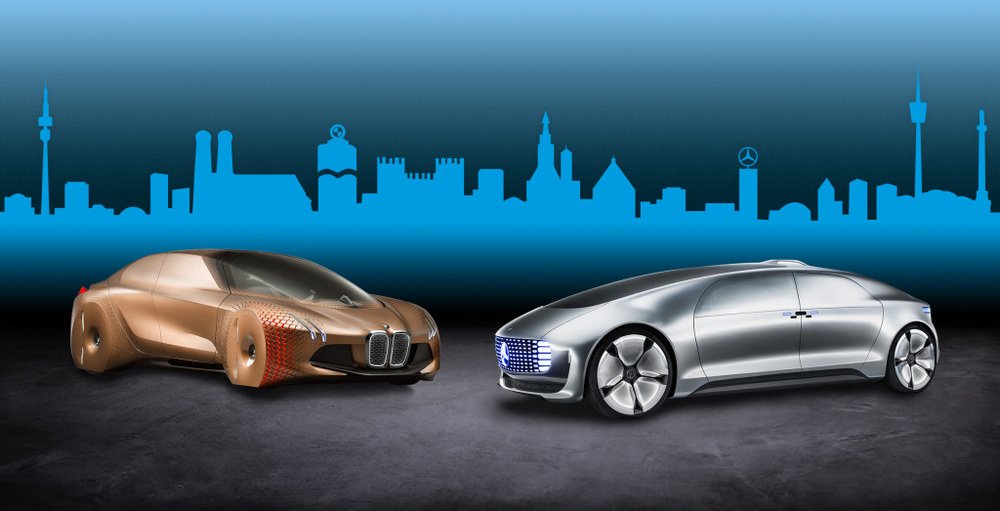 Due prototipi elettrici di BMW e Daimler. I due costruttori si sono appena alleati per collaborare su auto elettriche e a guida autonoma abbattendo i costi. Ma ad oggi le EV rappresentano appena l&rsquo;1,5% del mercato mondiale
