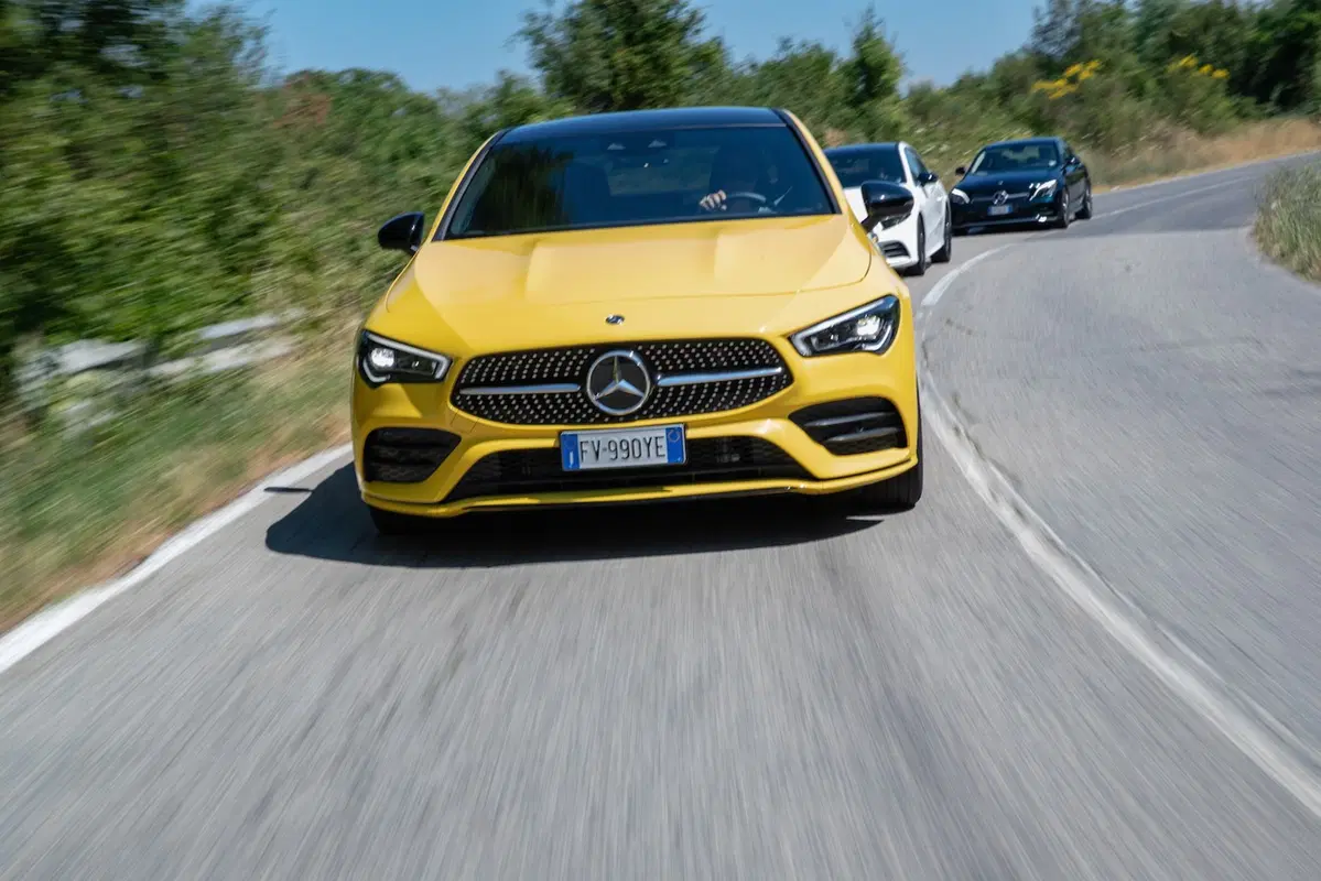 Mercedes: tutta l’emozione del concetto Sedan (12)
