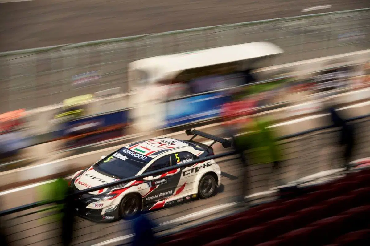 WTCC 2016, qualifiche Slovacchia:  (4)