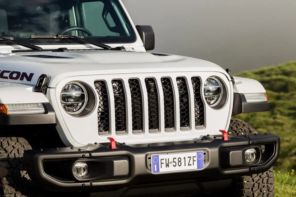 Jeep Gladiator 2020: il ritorno del pick-up americano [Video] (2)