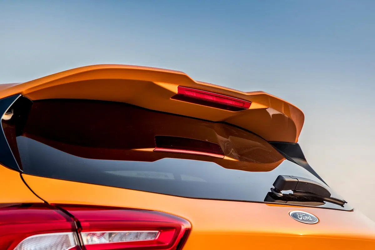 Ford Focus ST | 280 CV anti-SUV, ma a quale prezzo? [Video] (13)