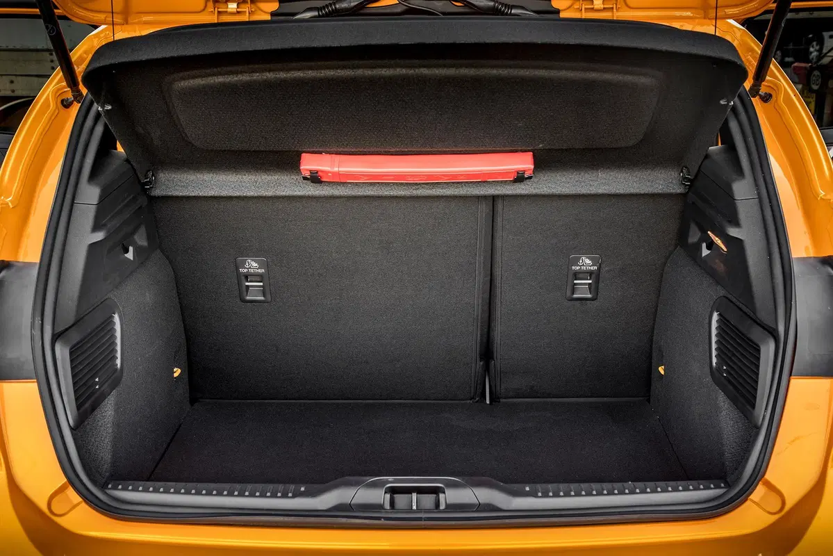 Ford Focus ST | 280 CV anti-SUV, ma a quale prezzo? [Video] (16)