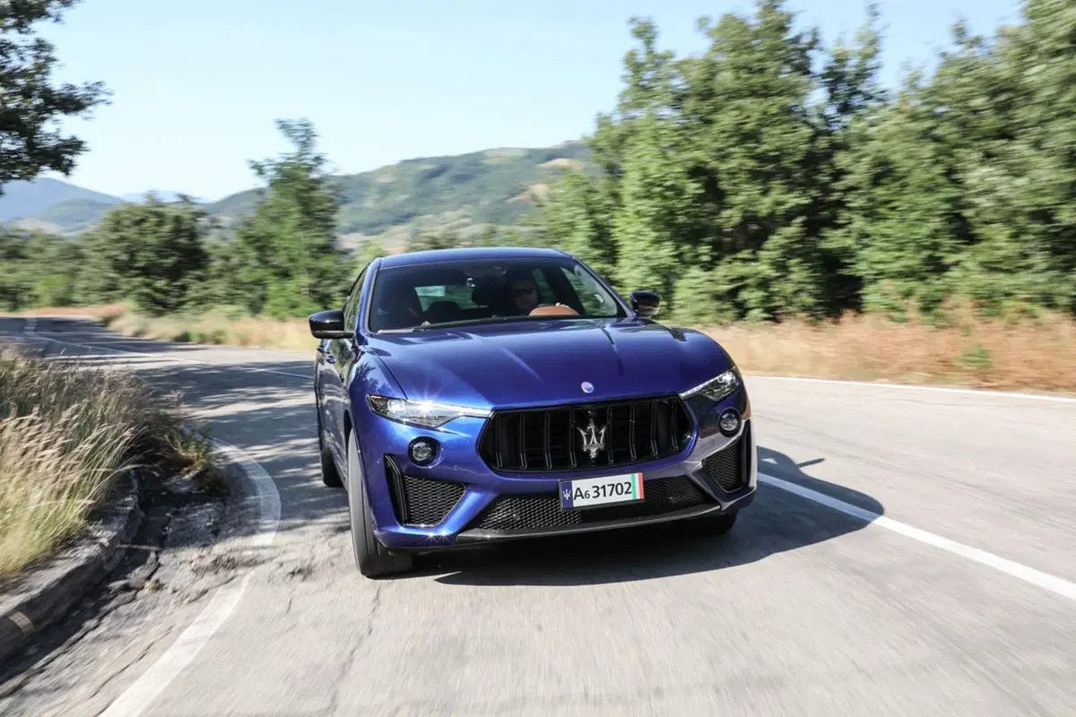 Maserati Levante Trofeo, 580 CV per la più sportiva [Video] (11)