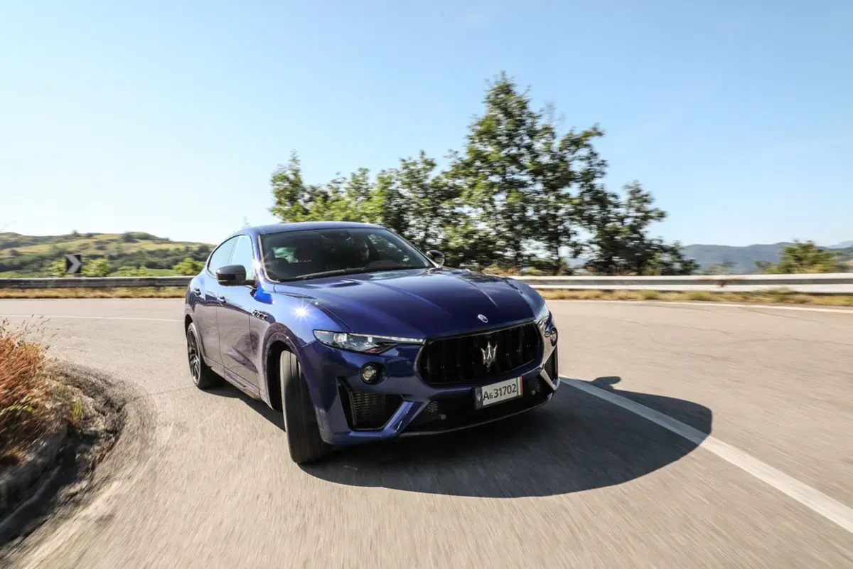 Maserati Levante Trofeo, 580 CV per la più sportiva [Video] (13)