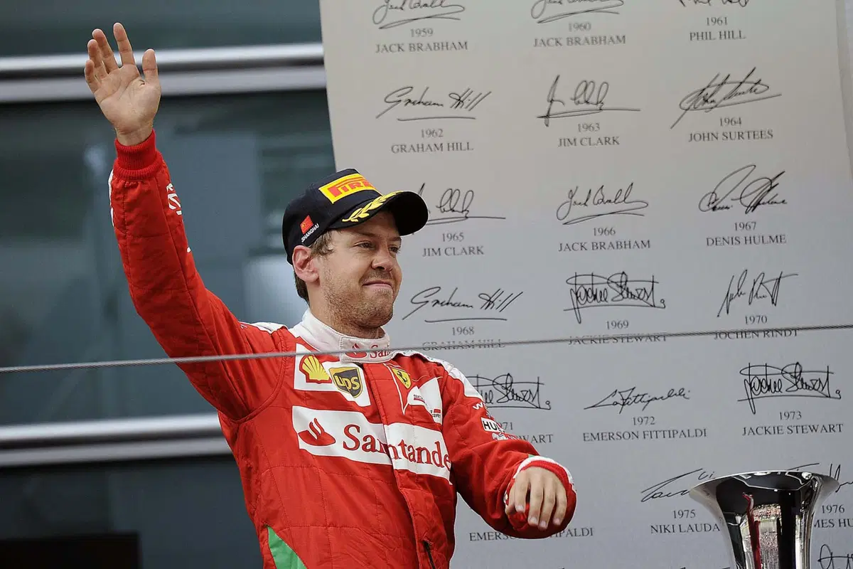 F1, Gp Cina 2016: vince Rosberg. Secondo Vettel (27)