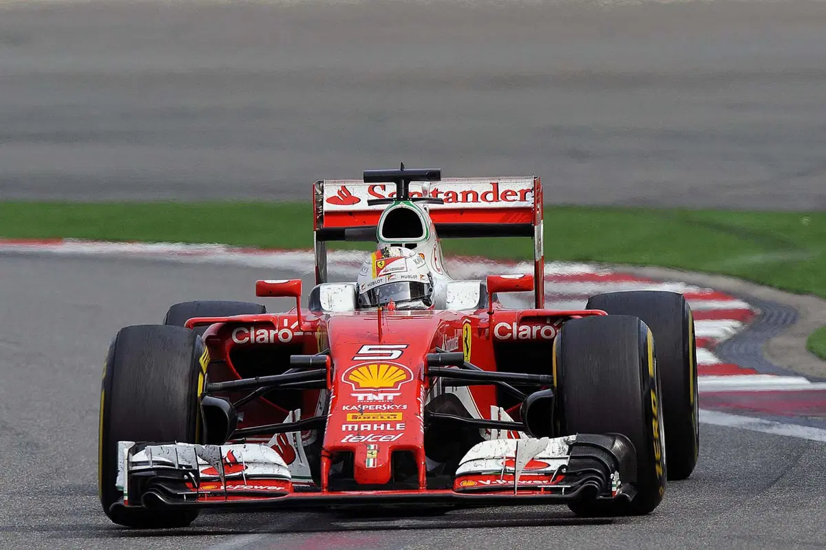 F1, Gp Cina 2016: vince Rosberg. Secondo Vettel (10)