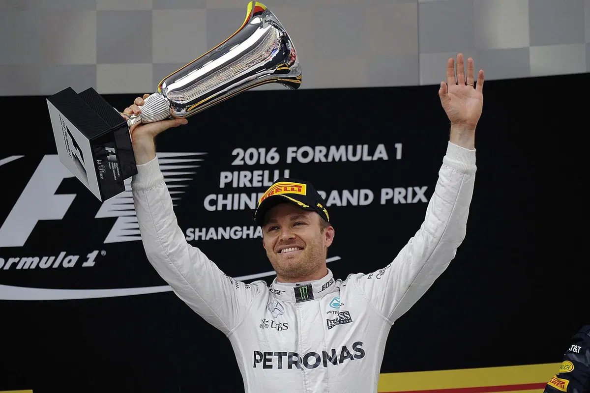 F1, Gp Cina 2016: vince Rosberg. Secondo Vettel (26)