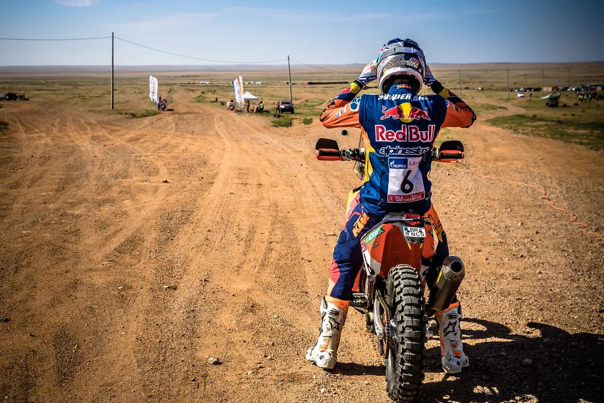 Silk Way Rally 2019-6. Il Giorno di Hero Mena (Hero) e… il sesto di Al-Attiyah (Toyota) (5)