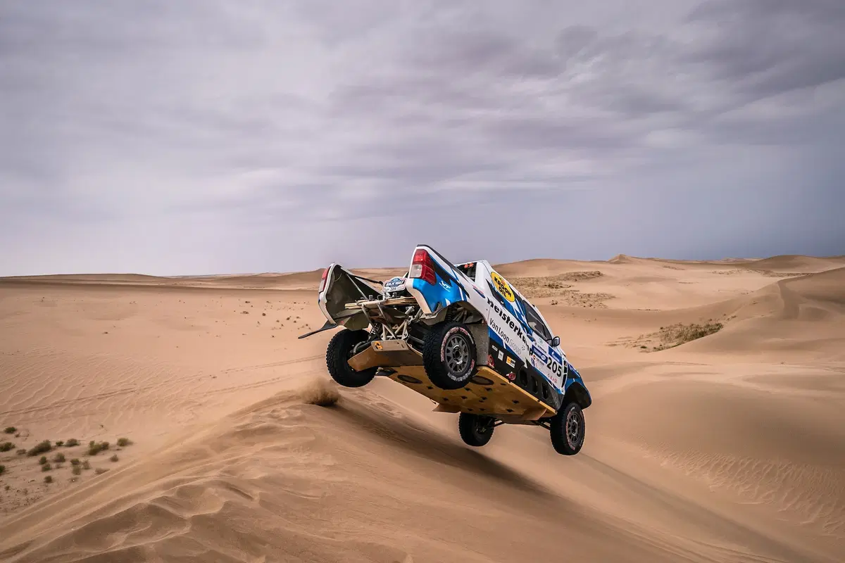 Silk Way Rally 2019-7/8. Nel Grande Gobi, da Sud. Kevin Benavides e Al Attiyah (7)