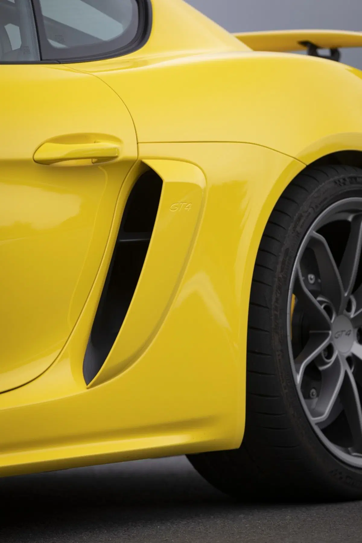 Porsche 718 Cayman GT4, in pista con il flat six aspirato (37)
